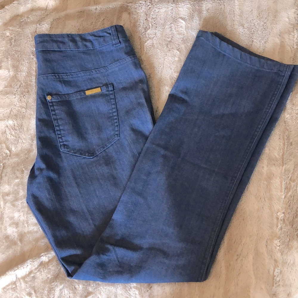 IMAN light blue pull on jeans Size Medium